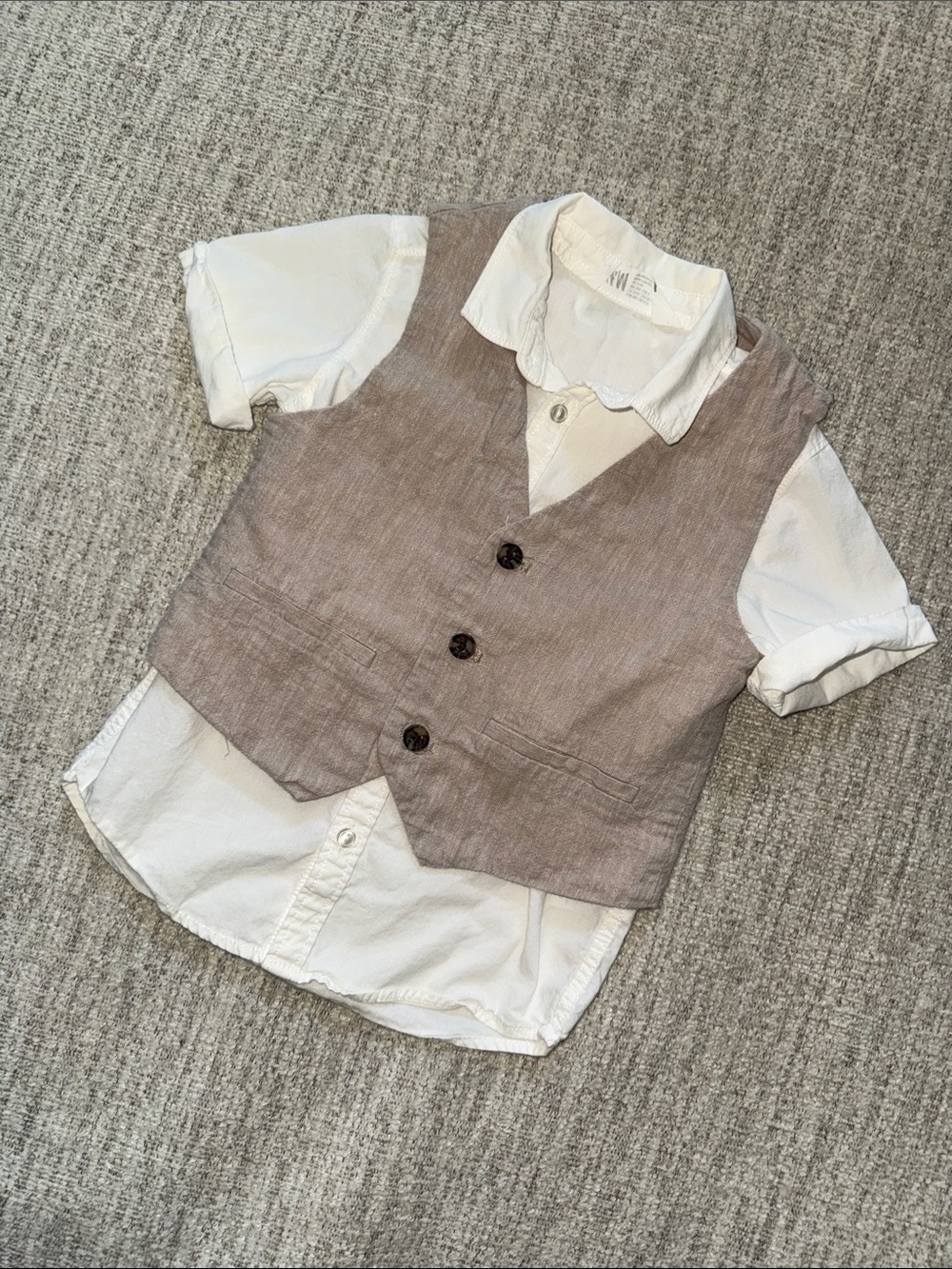 🚨Price Drop🚨 Boys Linen Classic off White Shirt with Taupe Vest - Kids